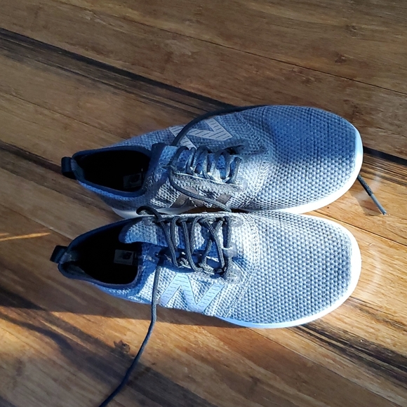 NWOT New Balance Sneakers - Picture 4 of 9